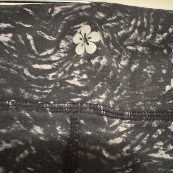 Tuff Athletics Gray Stretchy Athletic Active Workout Leggings Size Medium VGC - Picture 5 of 5